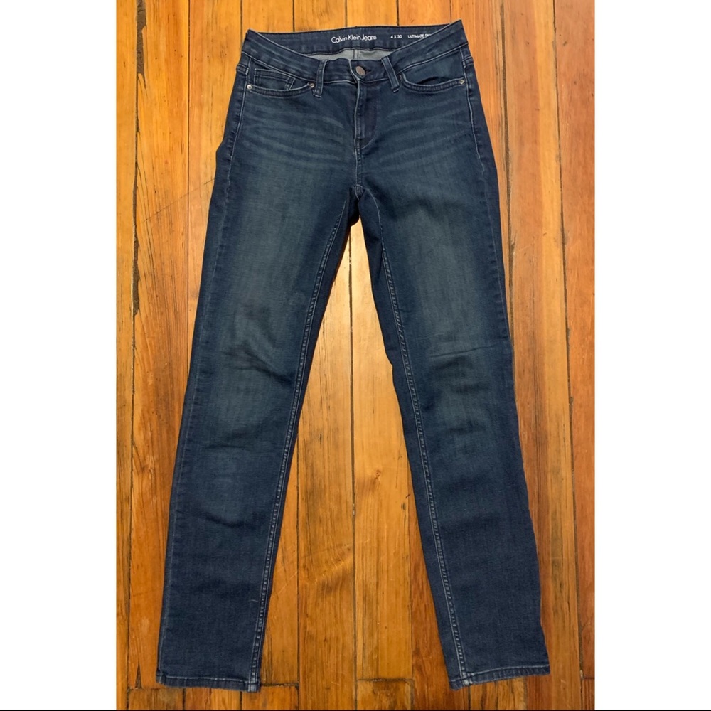 EUC Calvin Klein Ultimate Skinny jeans